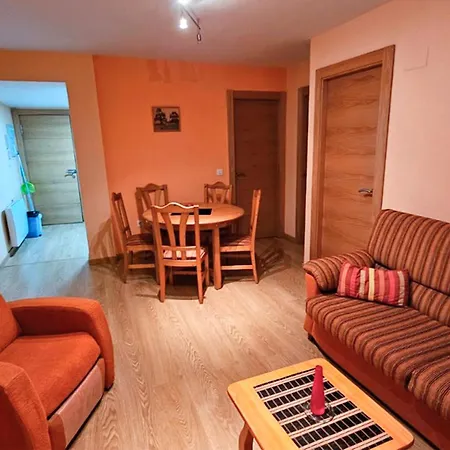 Apartamentos Canfranc Pueblo 3000 Exterior photo